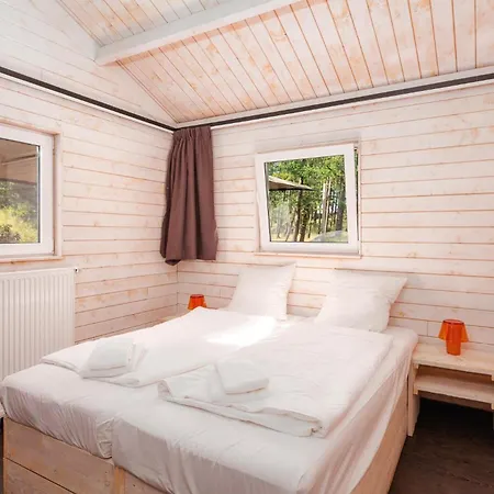 Prázdninový dům Familiehuis Met Hottub & Sauna + Trekkershutten | 18 Pers. *