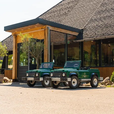 Prázdninový dům Familiehuis Met Hottub & Sauna + Trekkershutten | 18 Pers. *