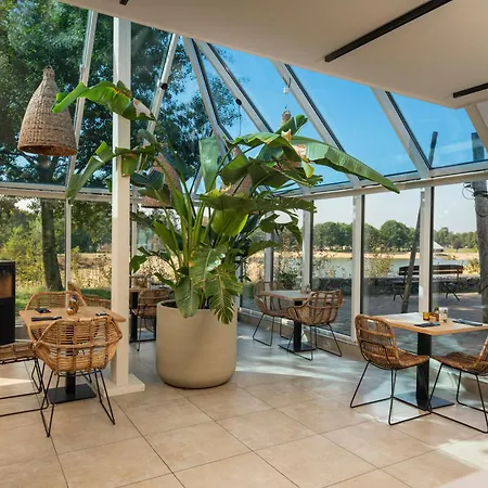 Familiehuis Met Hottub & Sauna + Trekkershutten | 18 Pers. * Wilsum